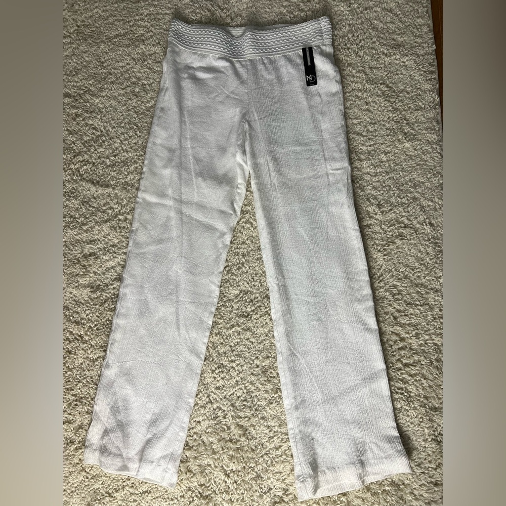 Women’s Petite Medium New Directions Bloom Pants NWT